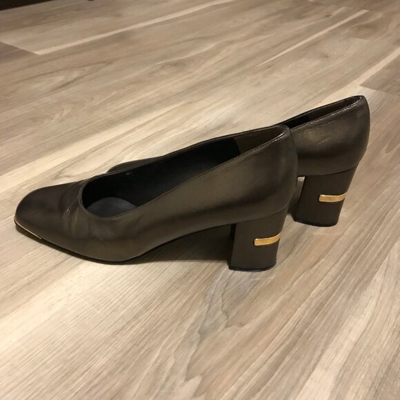 Mr. Seymour Ladies Metallic Gold Dress Shoes Size 8 - Picture 3 of 6